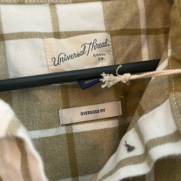 NWT Universal Thread Flannel - Picture 5 of 7